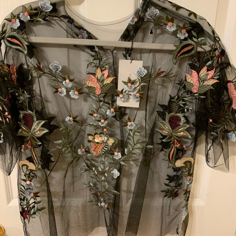 ZARA embroidery top